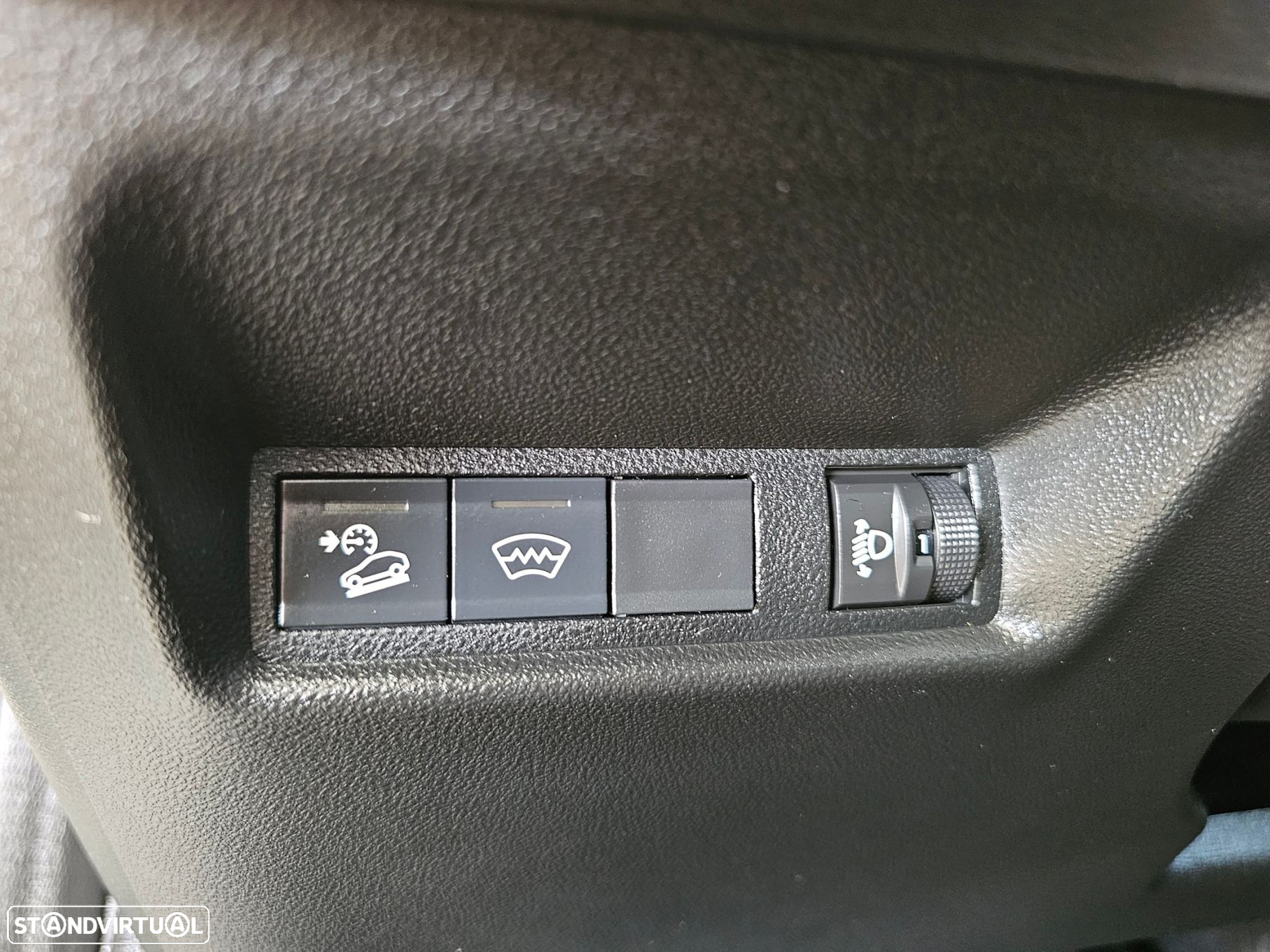 Jeep Avenger 54 kWh Longitude - 25