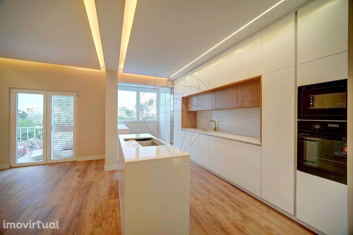 Duplex T4 para venda - Grande imagem: 3/31