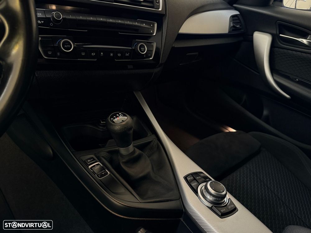 BMW 116 d Pack M - 24