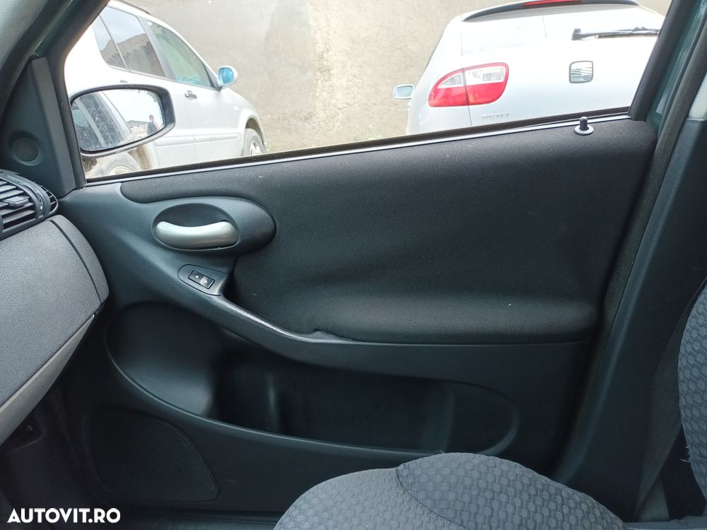 Dezmembrari  Fiat STILO (192)  2001  > 2010 1.9 JTD Motorina - 20