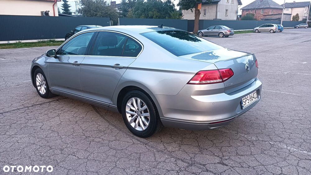 Volkswagen Passat 2.0 TDI (BlueMotion Technology) Comfortline - 10