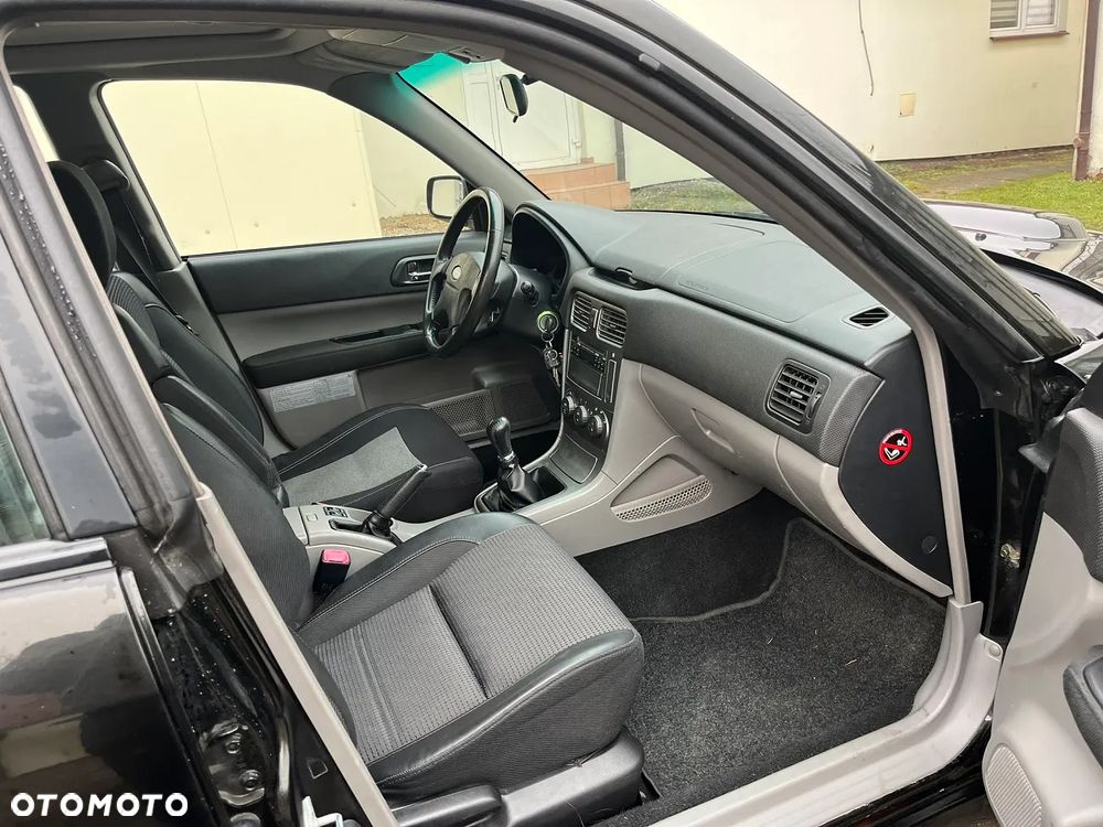 Subaru Forester 2.0X Turbo - 10