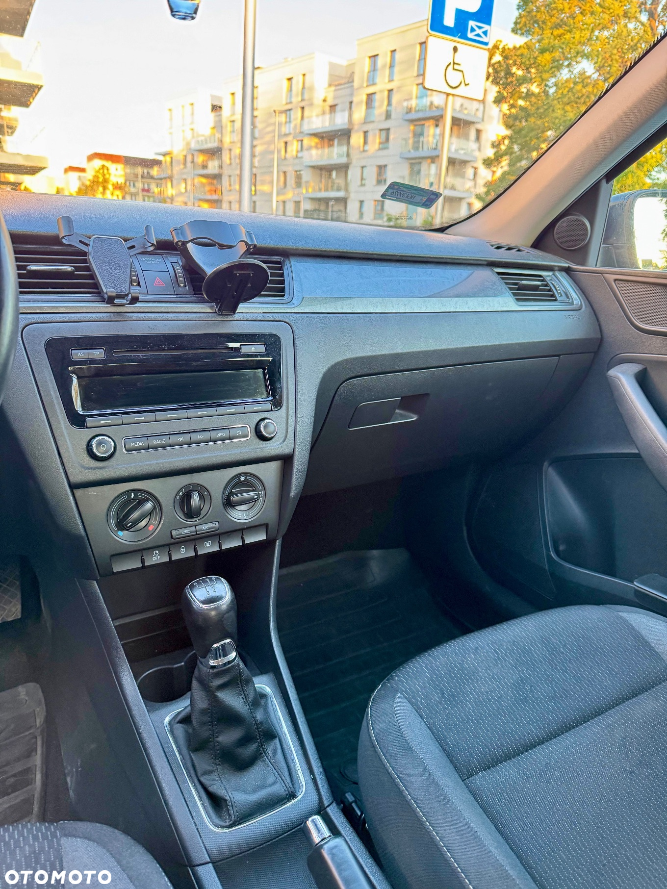 Skoda RAPID 1.6 TDI DPF Ambition - 12