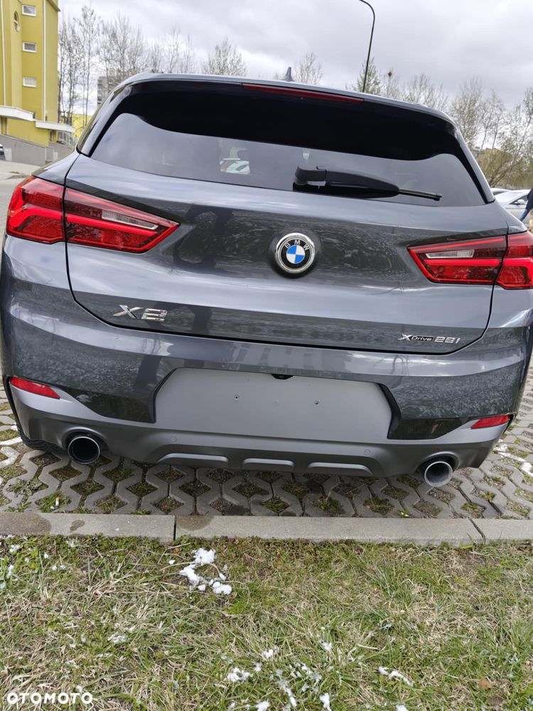 BMW X2 xDrive20i Advantage Plus - 6