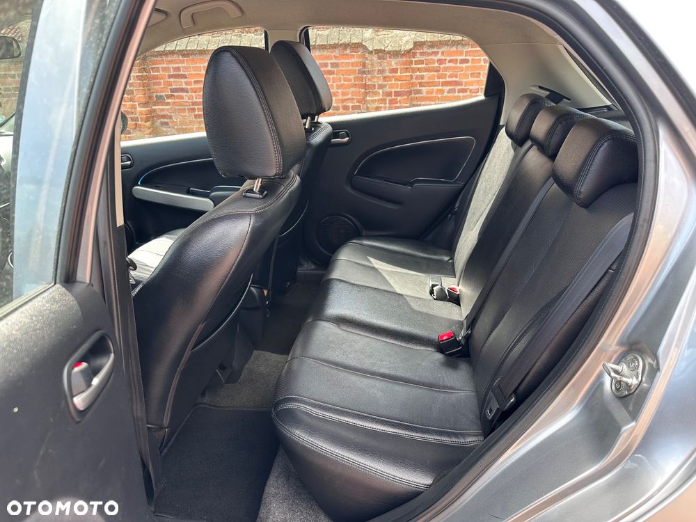 Mazda 2 1.3 Trend & Fun - 17