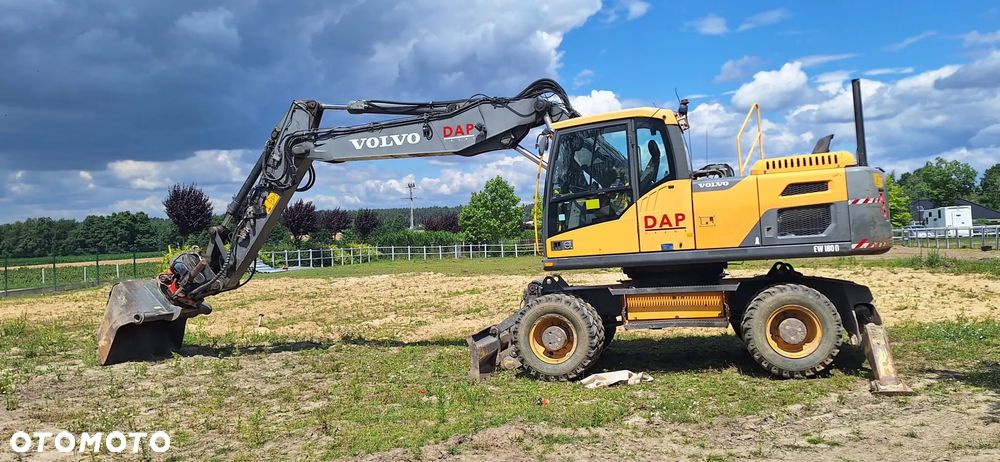 Volvo EW180D - 1