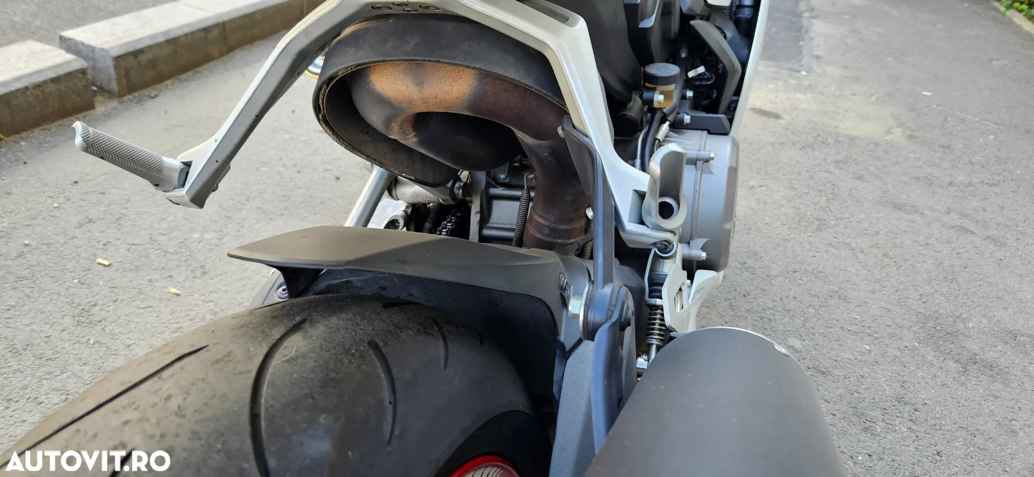 Ducati Panigale V2 - 6