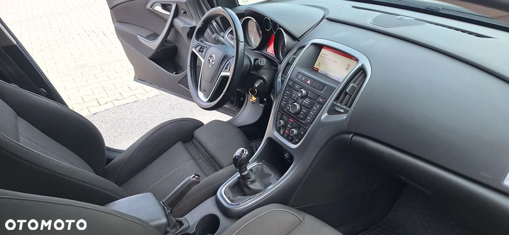Opel Astra 1.6 D Start/Stop Sports Tourer Dynamic - 11
