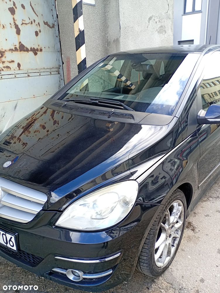 Mercedes-Benz Klasa B 200 CDI - 1