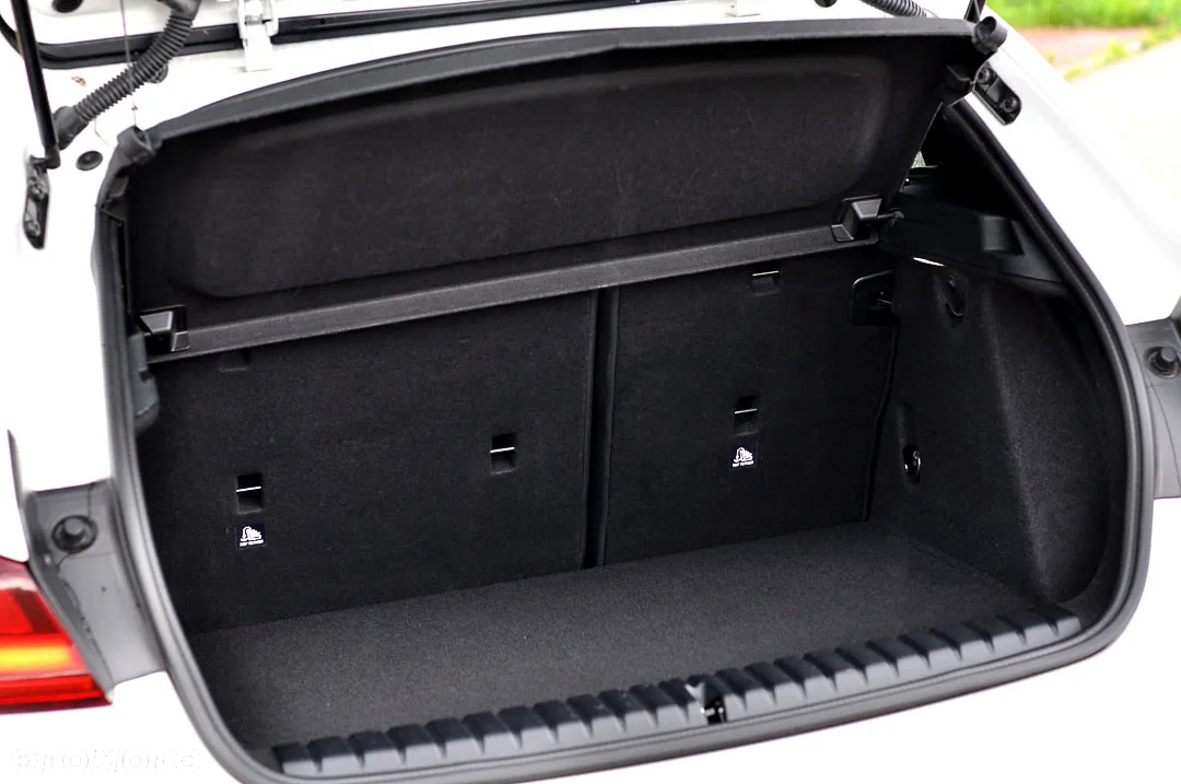 BMW Seria 1 120i M Sport - 24