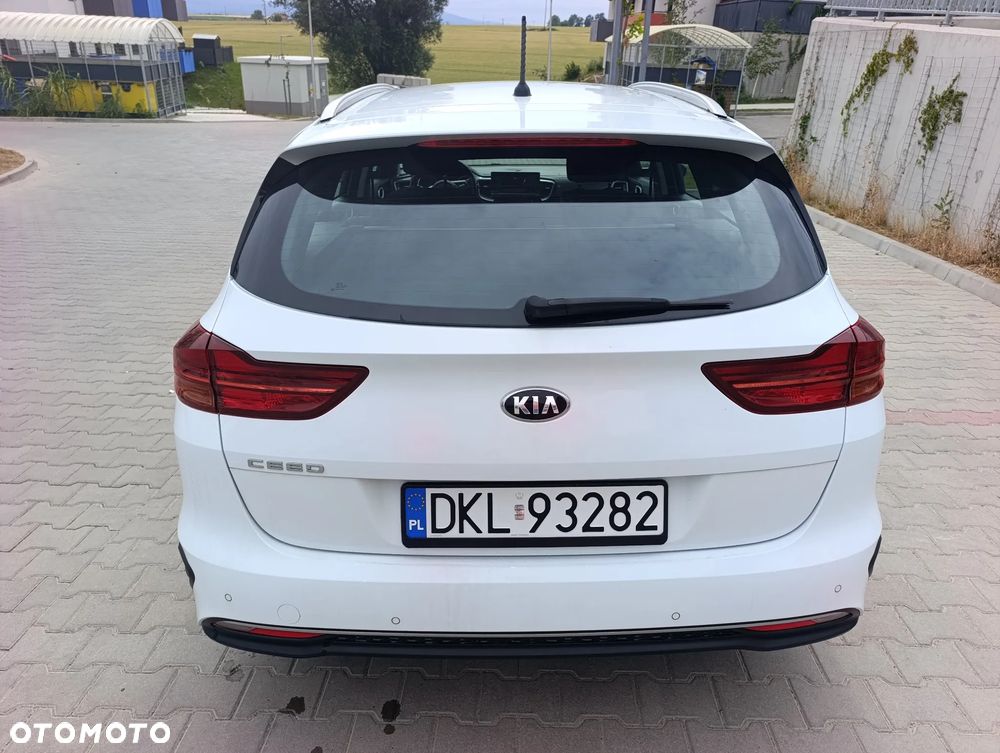 Kia Ceed - 6
