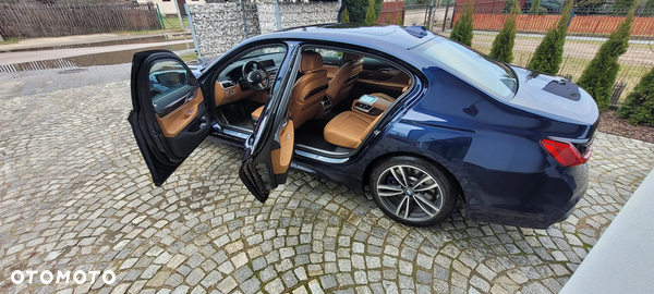 BMW Seria 7 750Li xDrive