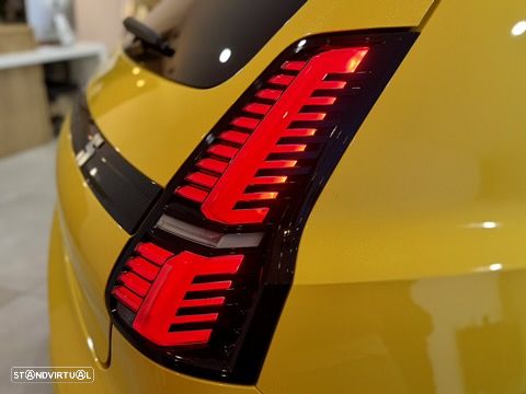 Renault 5 E-Tech R Iconic Five 150 Comfort Range - 50