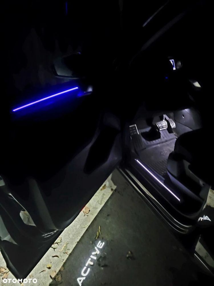 Volkswagen Tiguan 2.0 TDI SCR Active DSG - 18