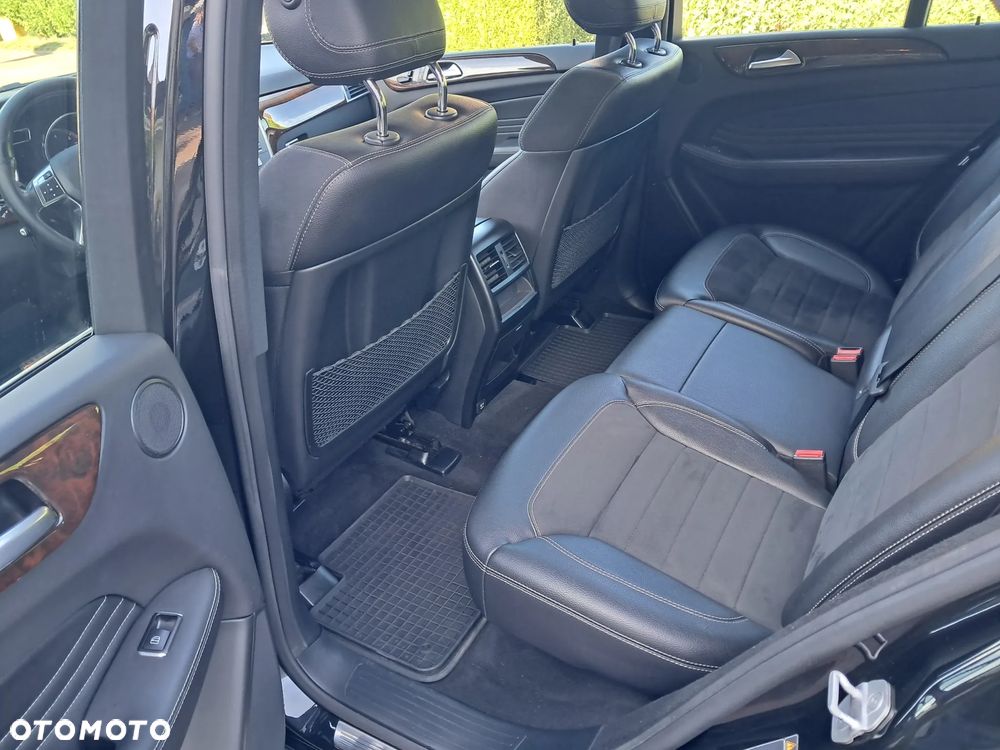 Mercedes-Benz ML 350 BlueTec 4-Matic - 8