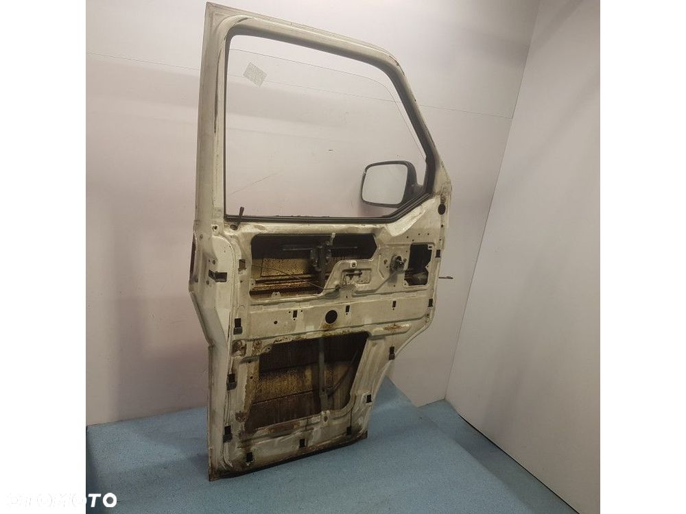 DRZWI PRZÓD LEWE   VW TRANSPORTER T4 - 5