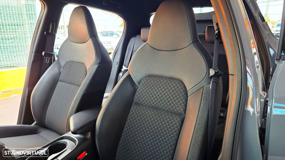 Nissan Juke 1.0 DIG-T N-Connecta Two Tone DCT - 13