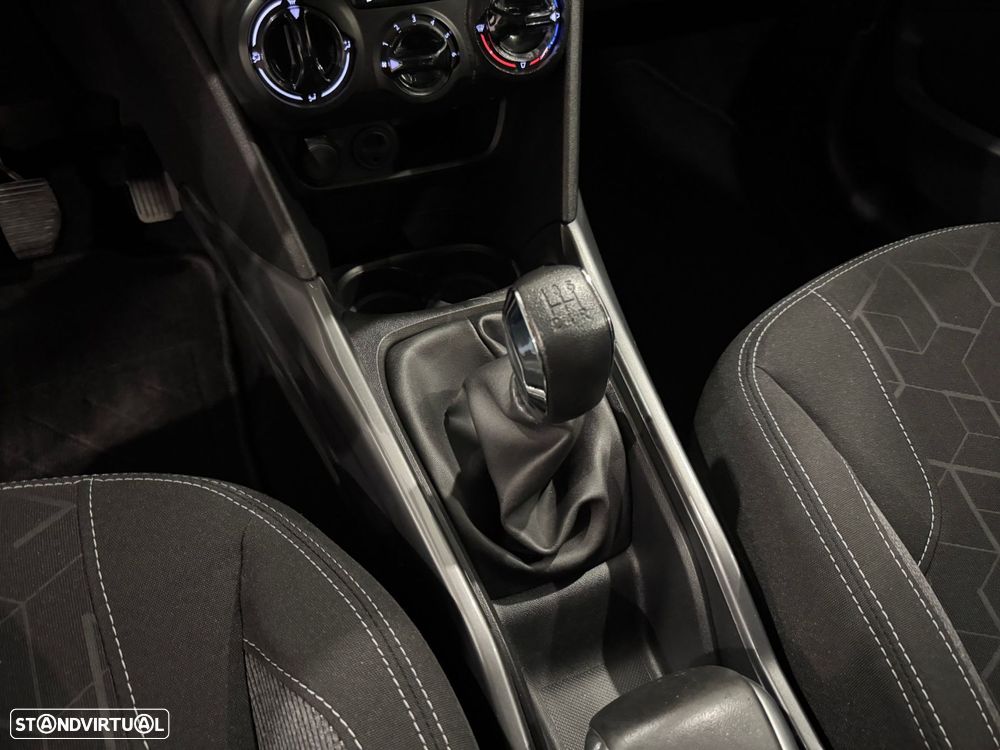 Peugeot 2008 1.6 BlueHDi Style - 38