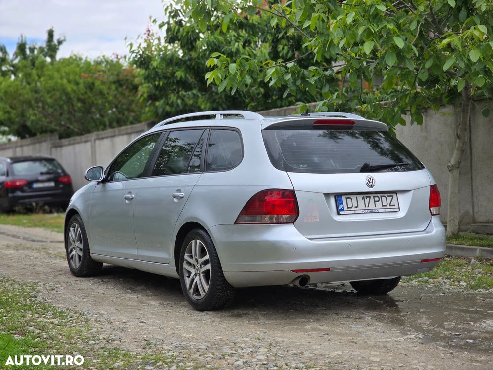 Volkswagen Golf 1.6 TDI DPF DSG Comfortline - 4