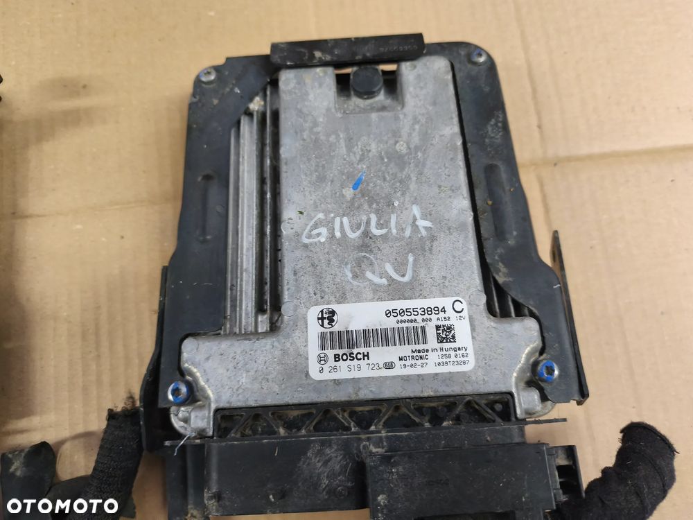 STEROWNIK SILNIKA KOMPUTER ECU 050553894 ALFA ROMEO GIULIA QV 2.9 QUADRIFOGLIO - 3