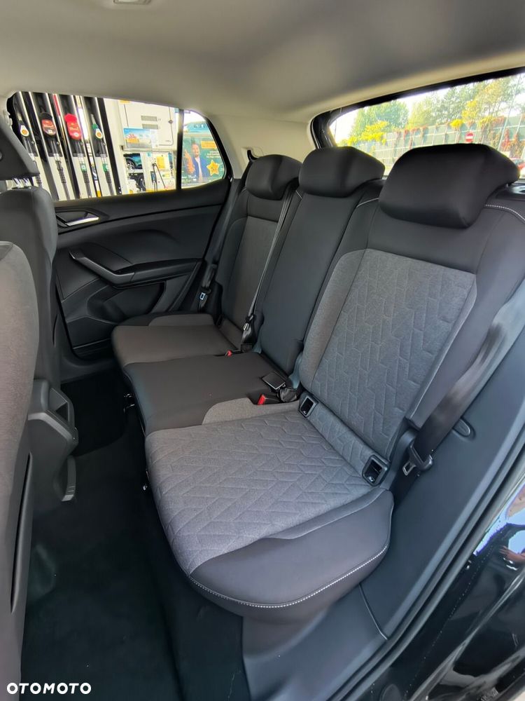 Volkswagen T-Cross - 26