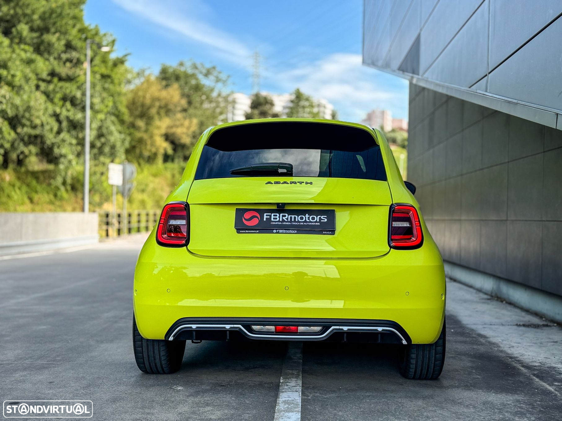 Abarth 500e - 11