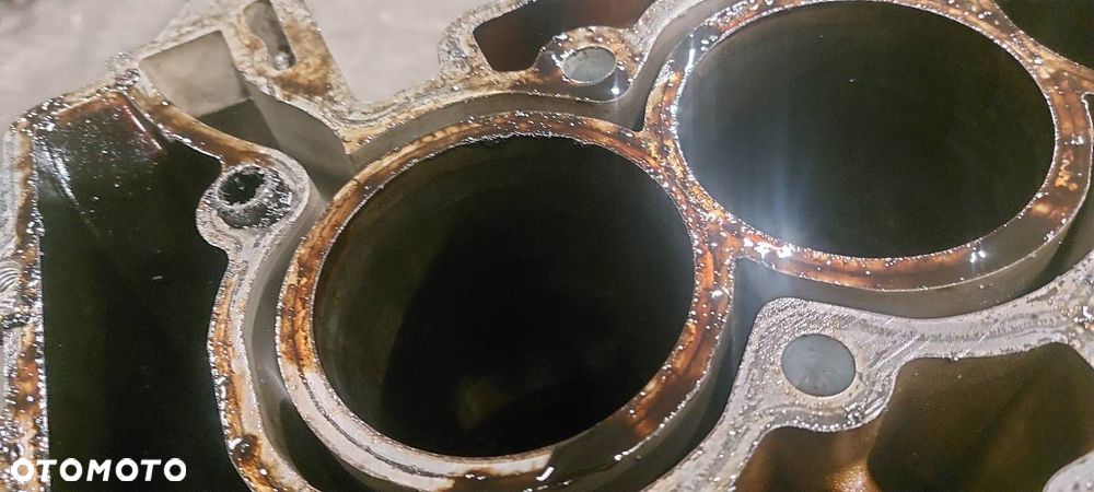 BLOK SILNIKA PEUGEOT 308 I 1.4 VTI MBGU30 - 4