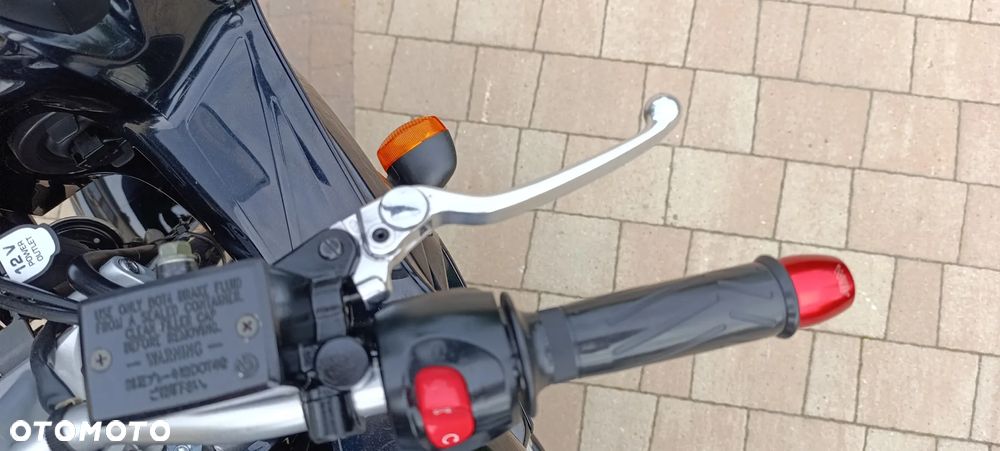 Yamaha FZ - 12