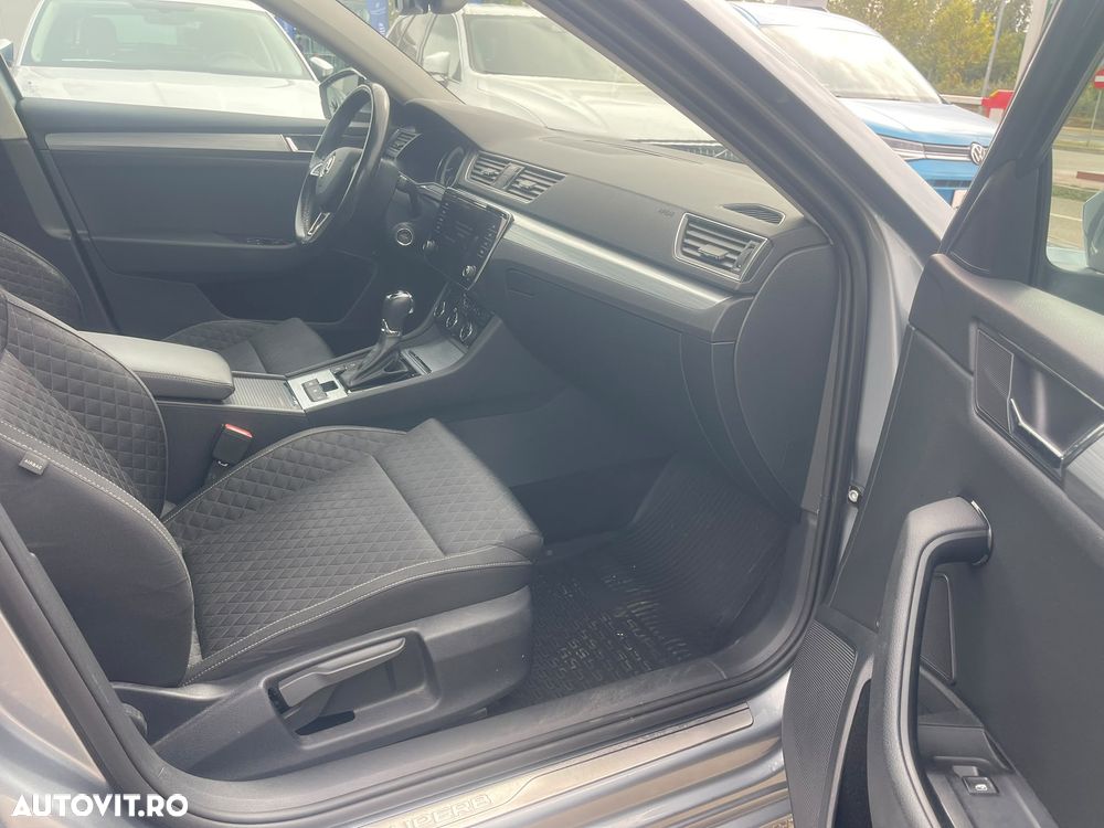 Skoda Superb 2.0 TSI DSG Ambition - 17