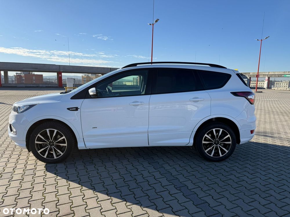 Ford Kuga 2.0 TDCi 4x4 ST-Line - 7