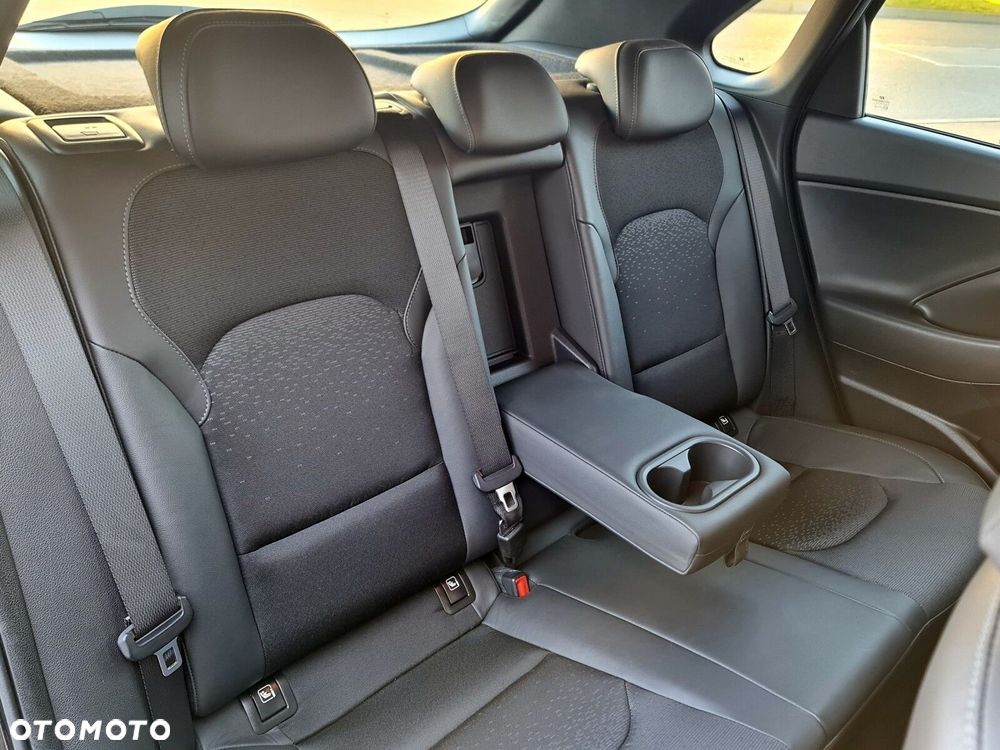 Hyundai i30 1.4 T-GDI Premiere Luxury - 36