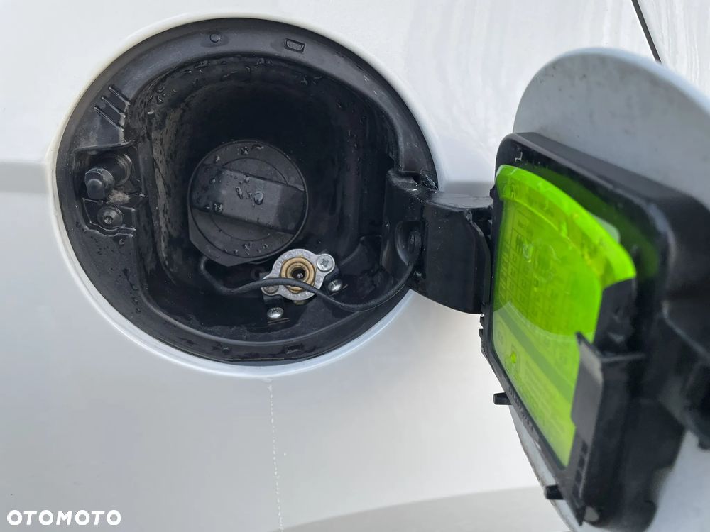 Skoda Fabia 1.0 Ambition - 4