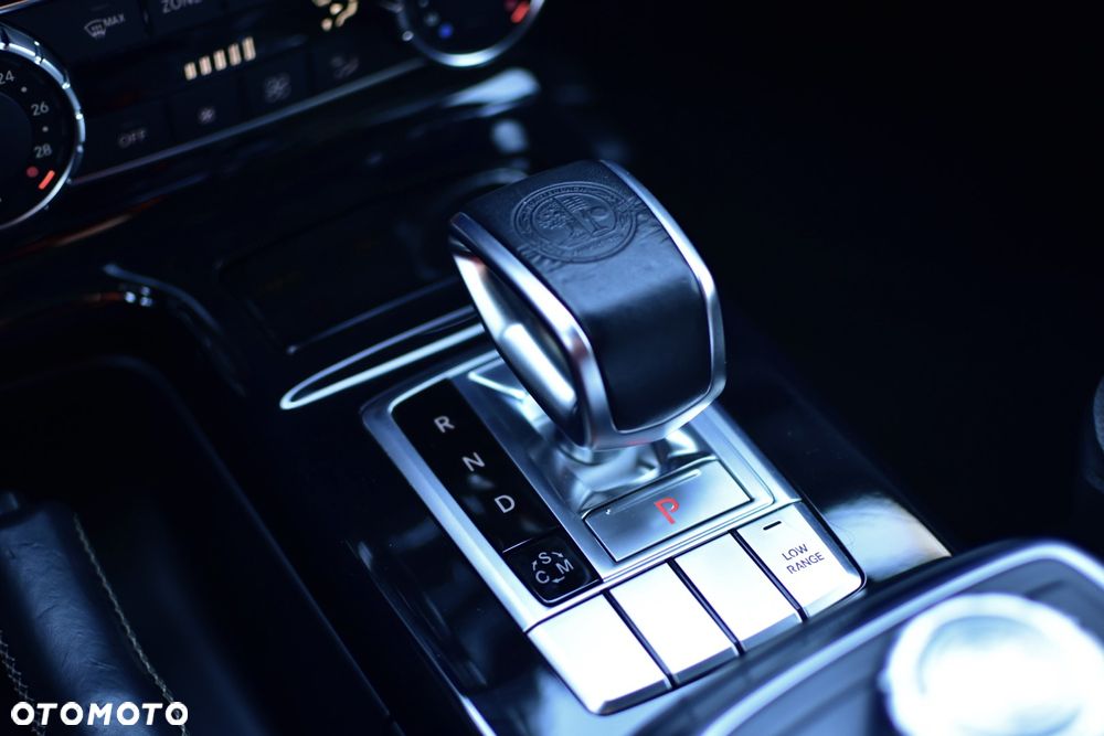 Mercedes-Benz Klasa G 63 AMG AMG SPEEDSHIFT 7G-TRONIC - 8