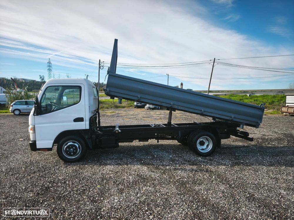 Mitsubishi Fuso - 5