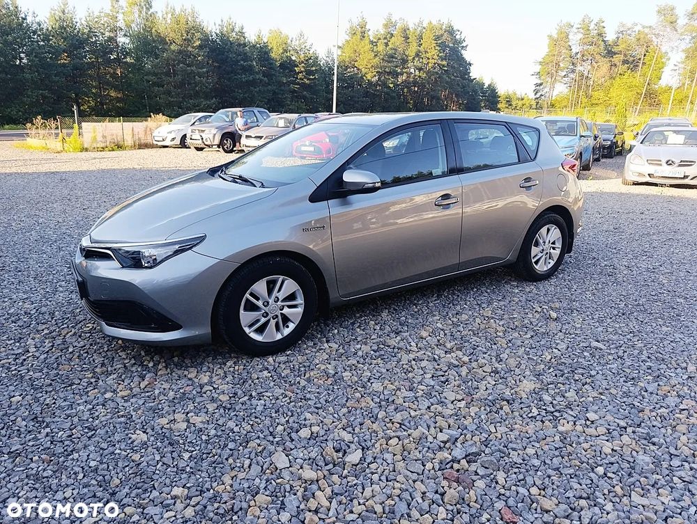 Toyota Auris Hybrid 135 Comfort - 2