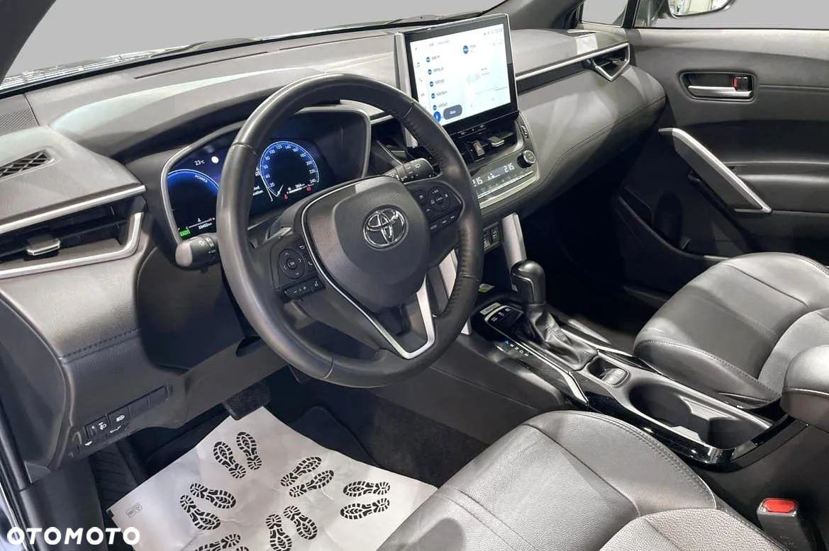 Toyota Corolla Cross 2.0 Hybrid Executive AWD - 12