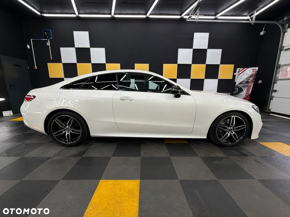 Mercedes-Benz Klasa E 200 9G-TRONIC - 12