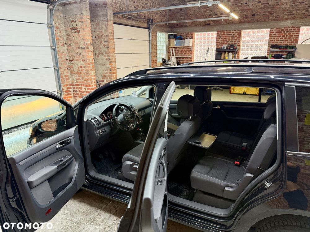 Volkswagen Touran 1.4 TSI Comfortline - 5