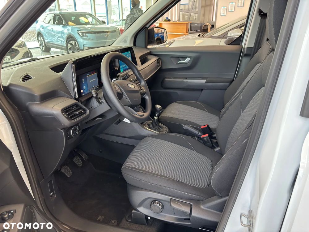 Ford Courier - 8