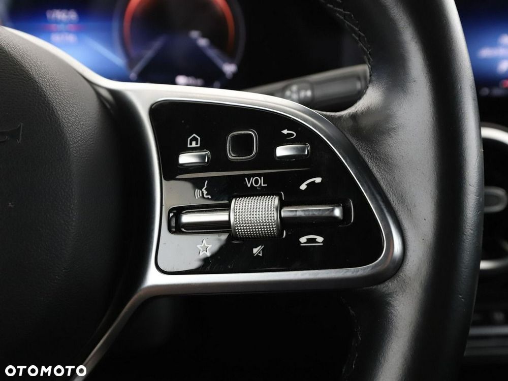 Mercedes-Benz GLA 250 e PHEV Progressive 8G-DCT - 33