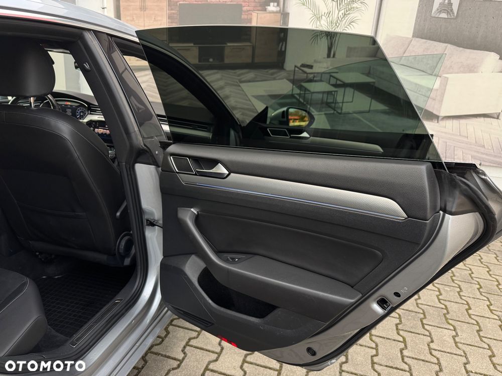 Volkswagen Arteon 2.0 TDI SCR DSG R-Line Edition - 22