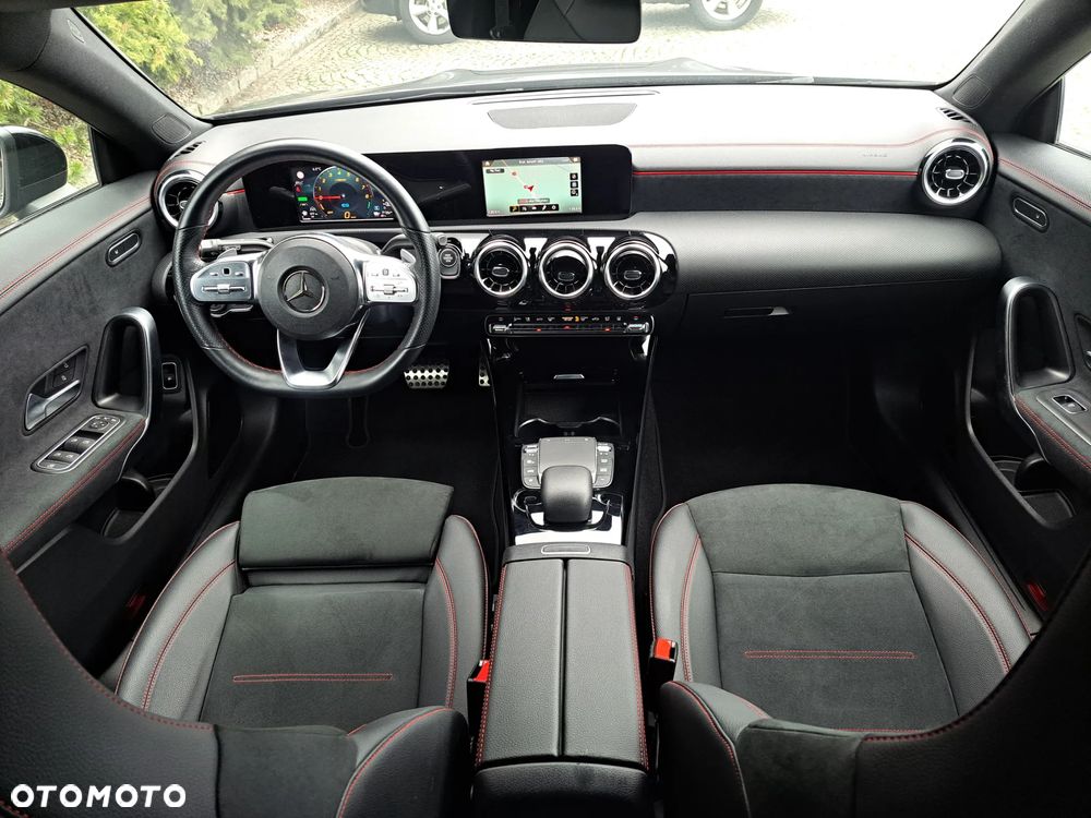 Mercedes-Benz CLA ver-250-e-shooting-brake-8g--dct-edition-amg-line - 25