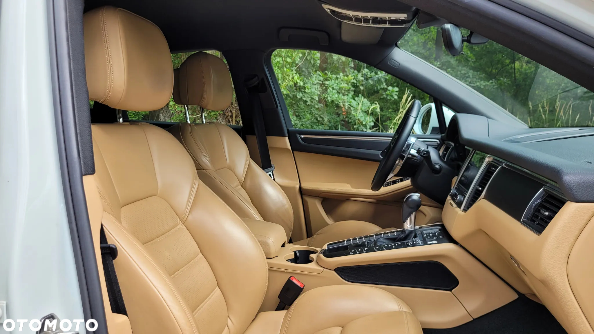 Porsche Macan Standard - 25