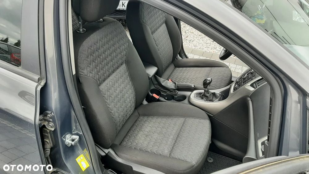 Opel Astra 1.4 Turbo - 17