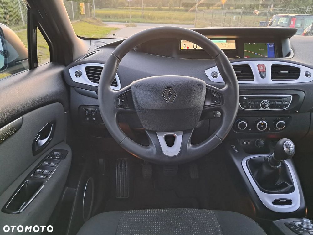 Renault Grand Scenic 1.6 16V 110 Dynamique - 15