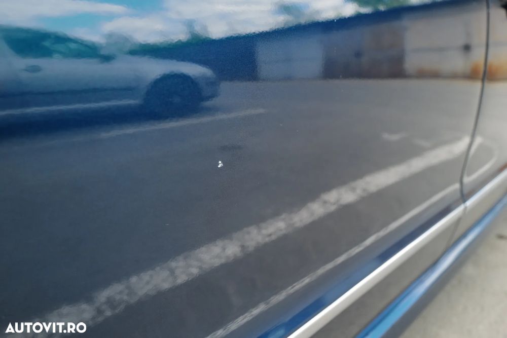 Skoda Superb 2.0 TDI Elegance DSG - 32