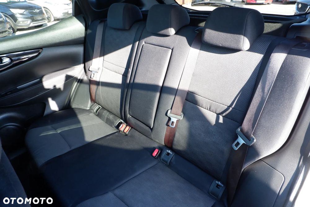 Nissan Qashqai 1.5 dCi N-Connecta - 30