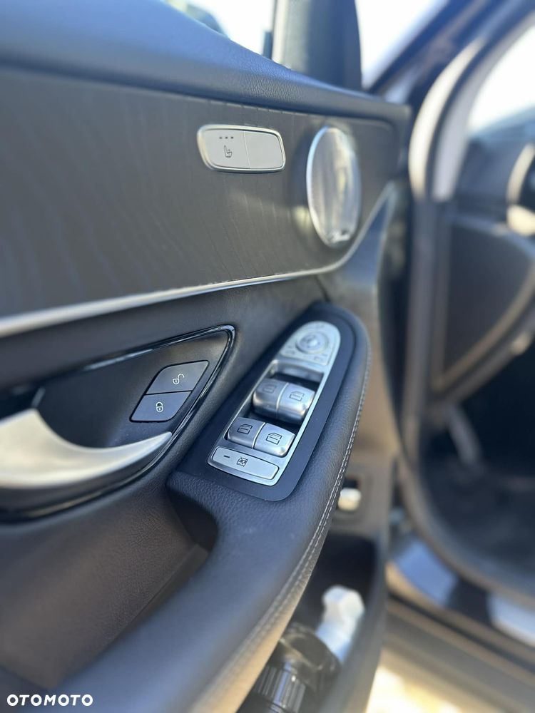 Mercedes-Benz GLC - 8