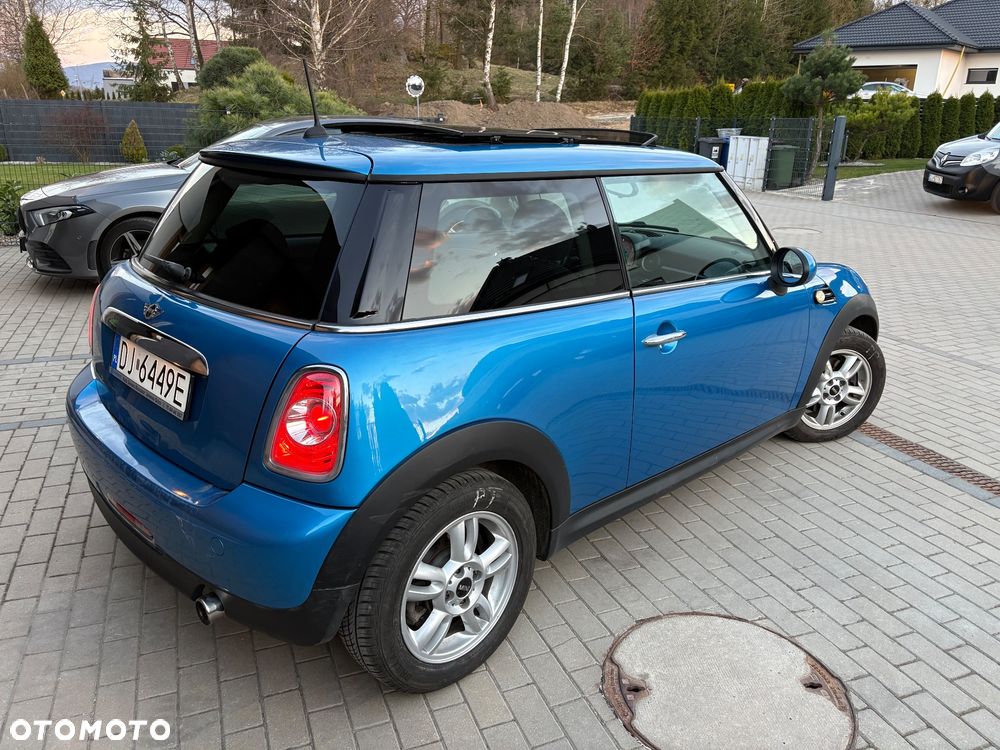 MINI ONE Brick Lane - 3