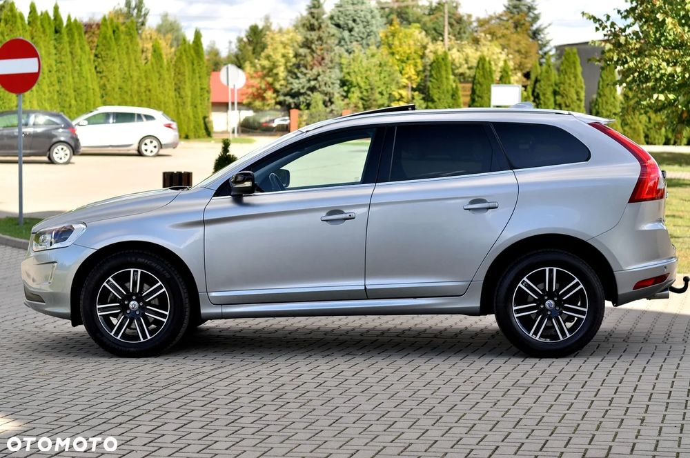 Volvo XC 60 D4 Geartronic Summum - 9